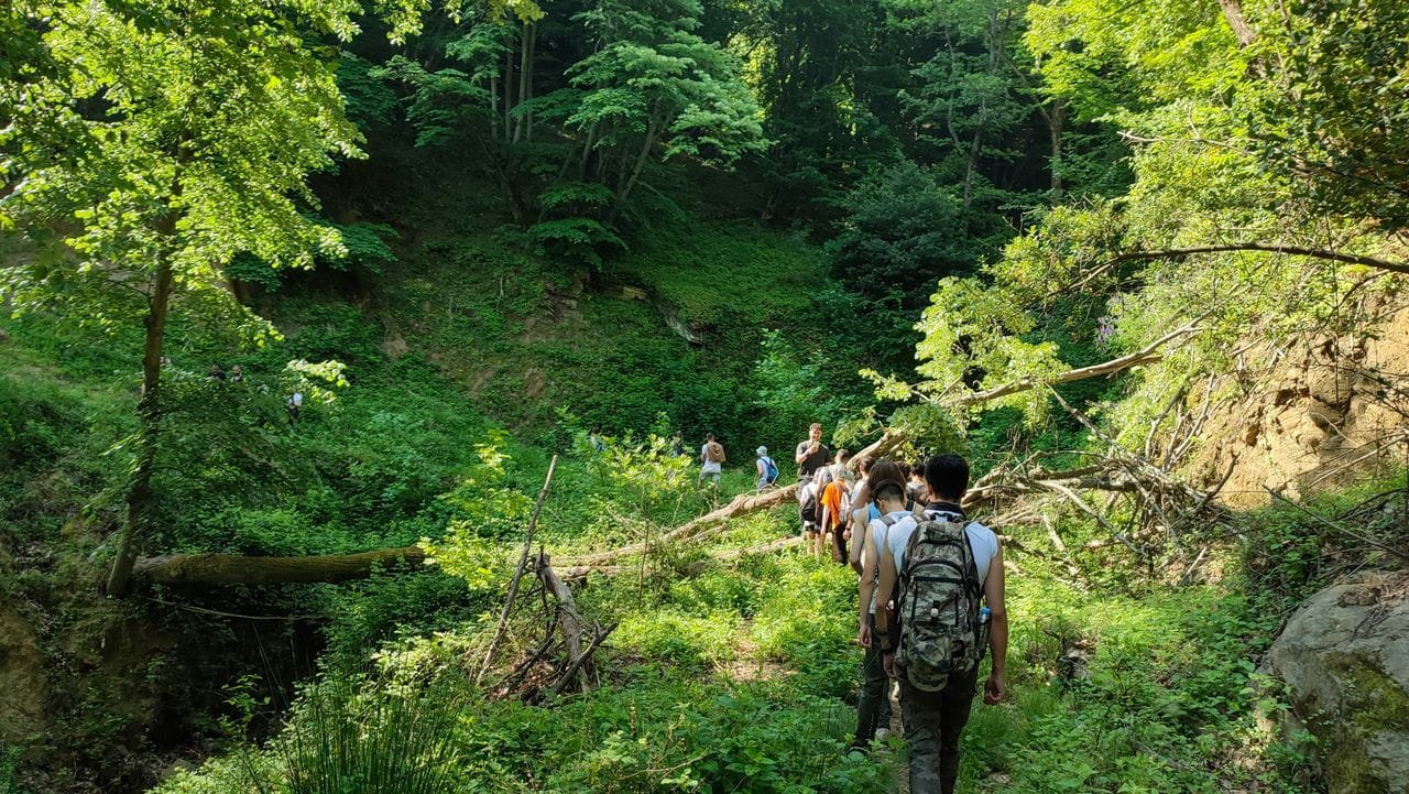 How to Plan a Hiking Route with Elevation Changes
